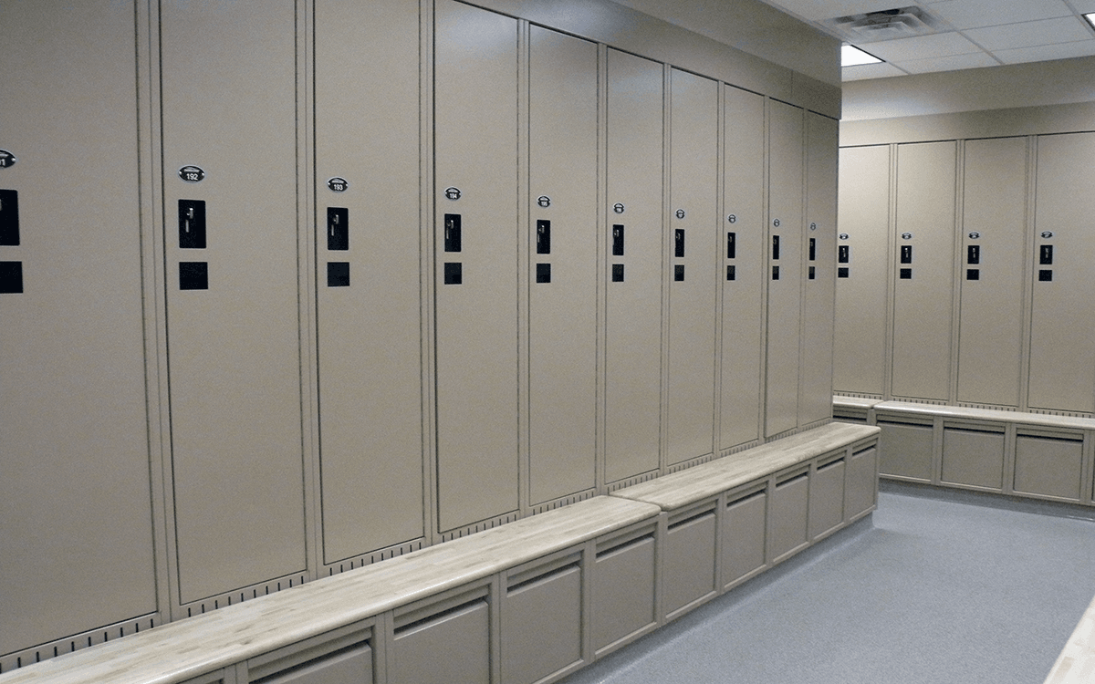 Hochwertige Spinde für Sozialräume von Eurobox KG – Komfort und Sicherheit